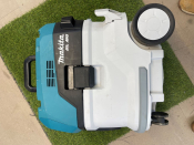 Makita VC006GMT21 Twin 40v Dust Extractor M Class XGT Ex Demo
