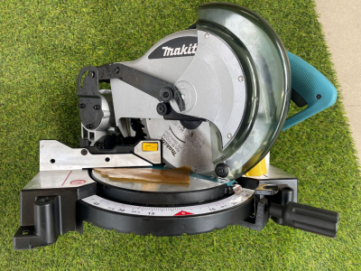 Makita MLS100/1 110v Mitre Saw 255mm Damaged Box