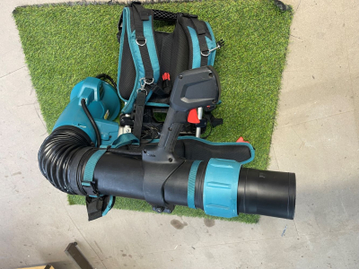 Makita UB004CZ Battery Power Backpack Blower Ex Demo