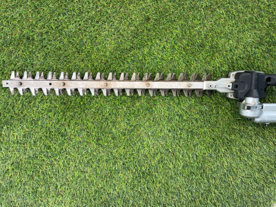 Makita 1912T8-8 Hedge Trimmer Attachment Set EN402MP Ex Demo