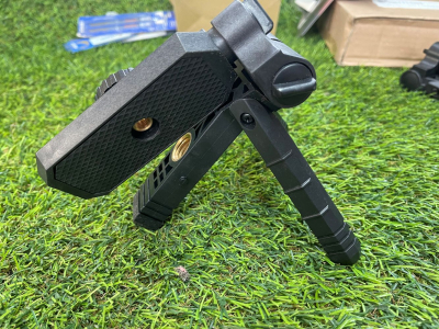 Stanley 1-77-192 Mini Tripod for CL2 and SP5