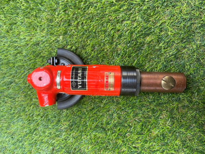 Yutani YGS-4GB Air Powered 4'' Angle Grinder / Sander Ex Fleet